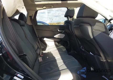 2021 Acura Rdx Technology Package z USA, uszkodzony, nr VIN 5J8TC2H5XML016387